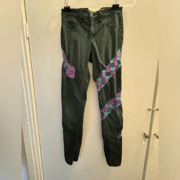Rag & Bone Custom Snake Embroidered Skinny Jeans sz 27